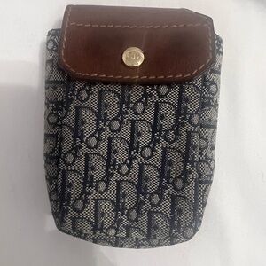 Dior logo pouch (last one)